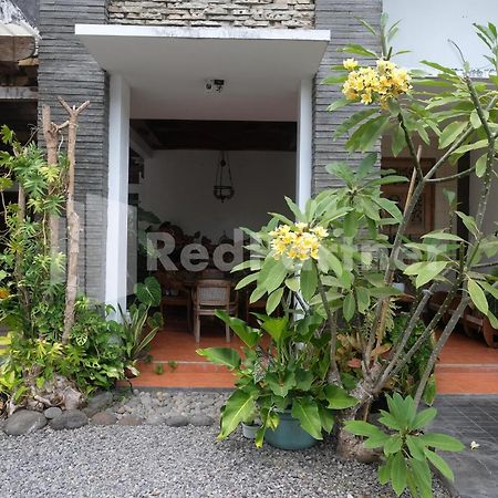 Ndliman House Near Ugm Jogja Mitra Reddoorz Hotel Kejayan Exterior foto