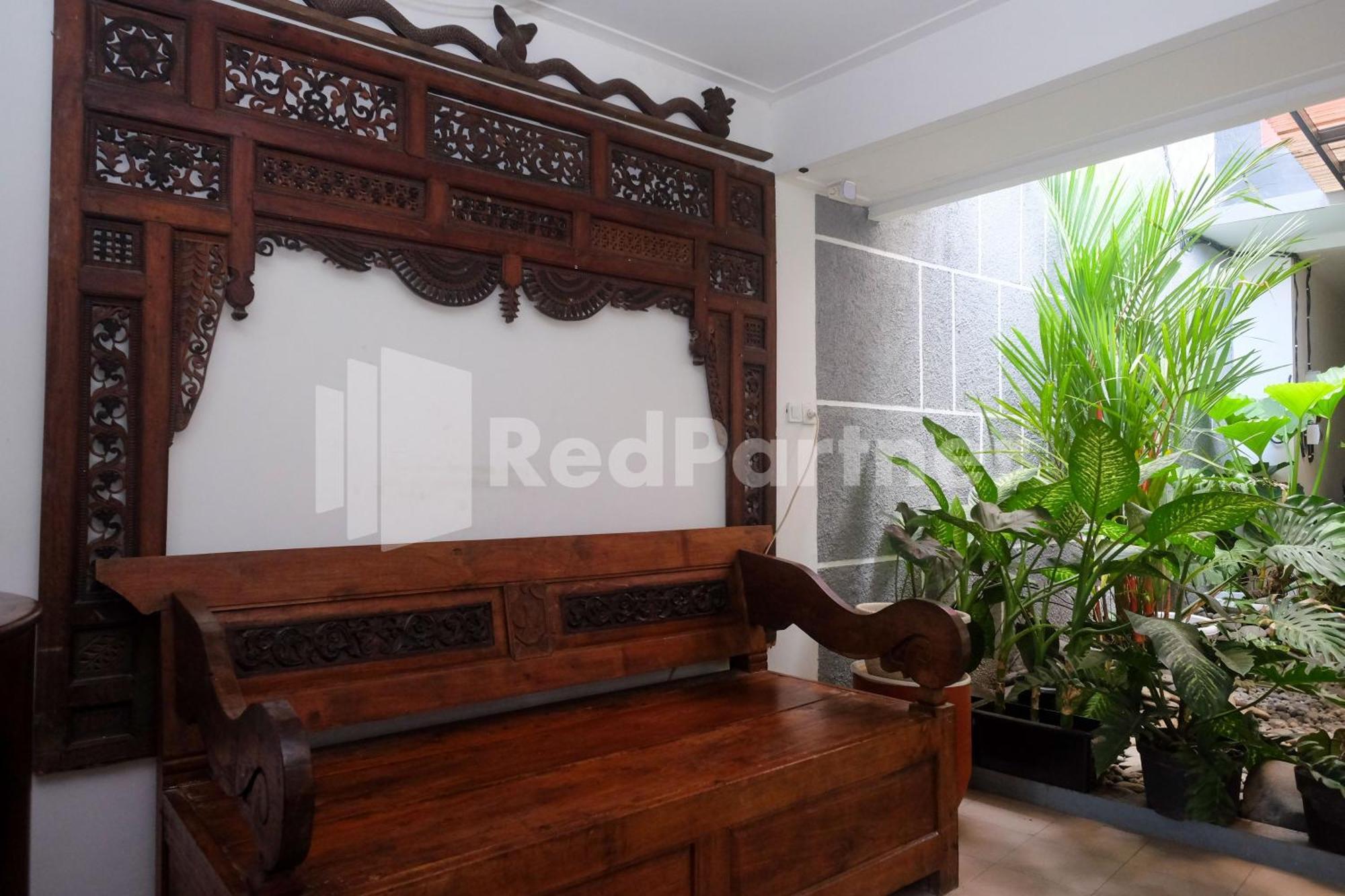 Ndliman House Near Ugm Jogja Mitra Reddoorz Hotel Kejayan Exterior foto