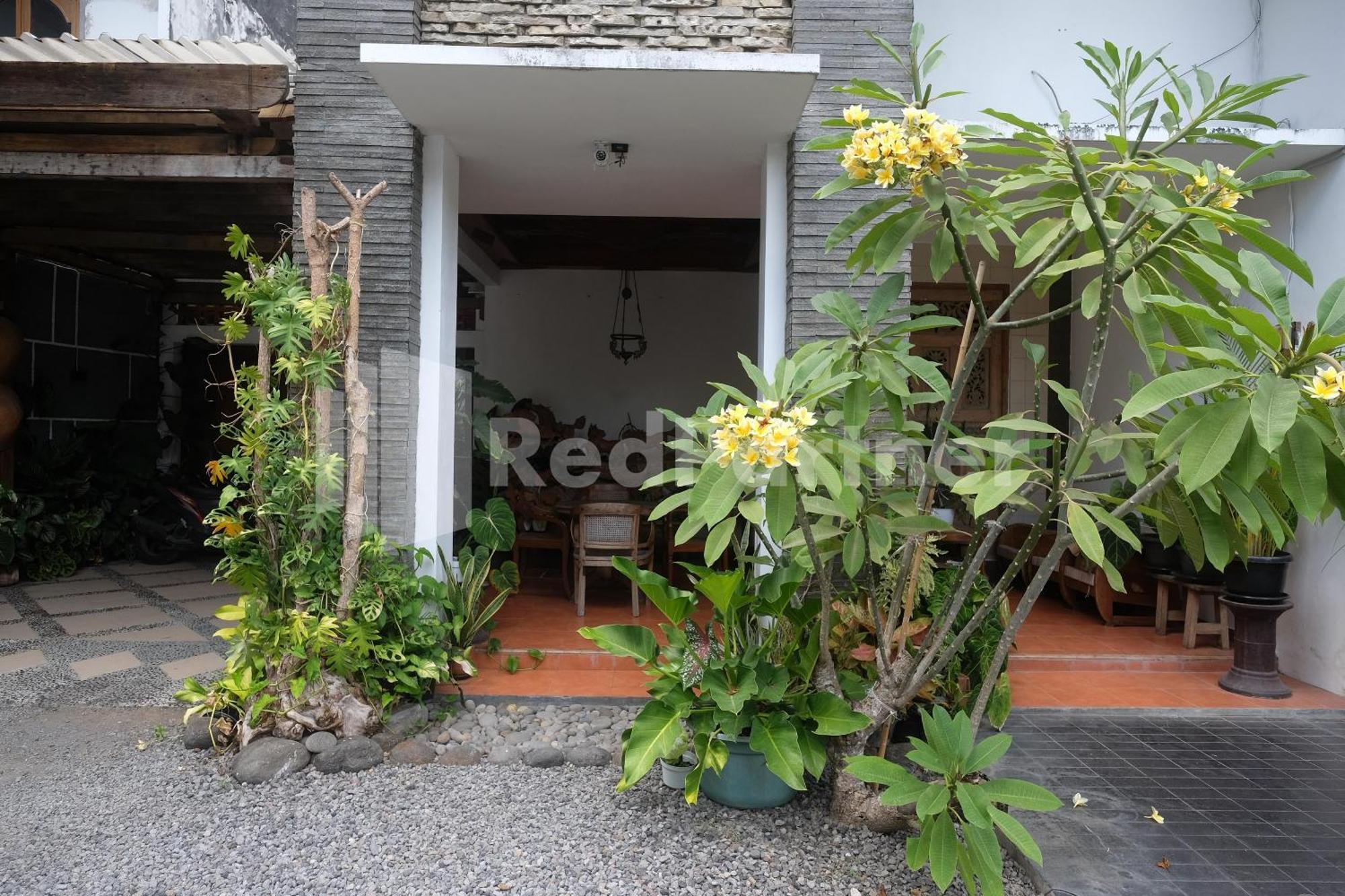 Ndliman House Near Ugm Jogja Mitra Reddoorz Hotel Kejayan Exterior foto